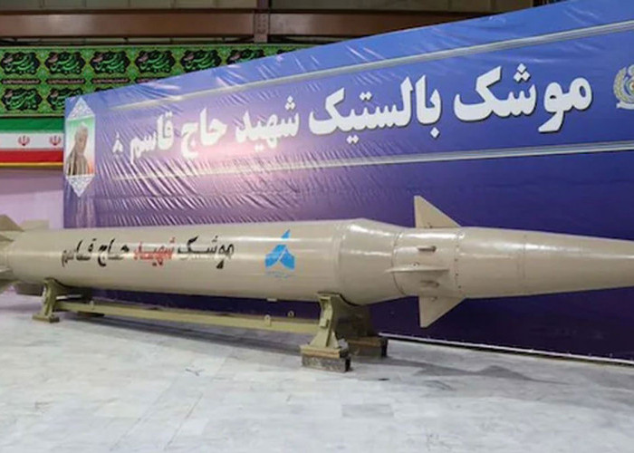 Iran Luncurkan Rudal Haj Qassem, Iron Dome-THAAD Kalah Cepat?