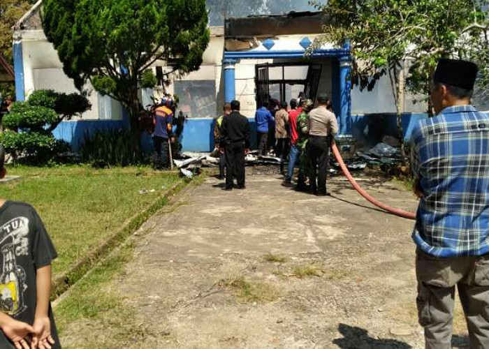 Gedung SMP Negeri 4 Jejawi OKI Terbakar, Kerugian Terus Didata, Sebab Kebakaran Masih Tanda Tanya