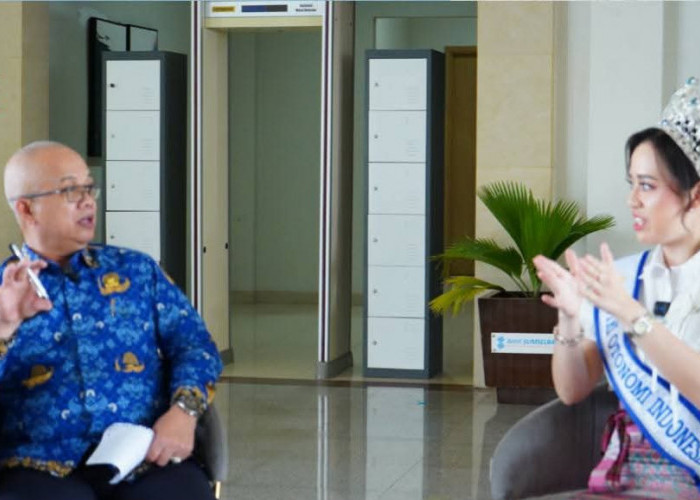 Sekda Ogan Ilir Ajak Podcast dan Berikan Reward Putri Otonomi Indonesia 2025 