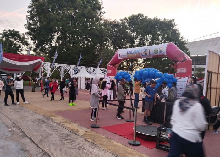 7.000 Peserta Ikuti.Jalan Sehat Sumatera Ekspres