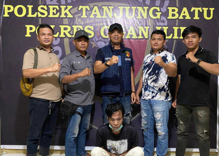 Tim Rimau Polsek Tanjung Batu Tangkap Pelaku Judi Togel Online di Desa Ketiau