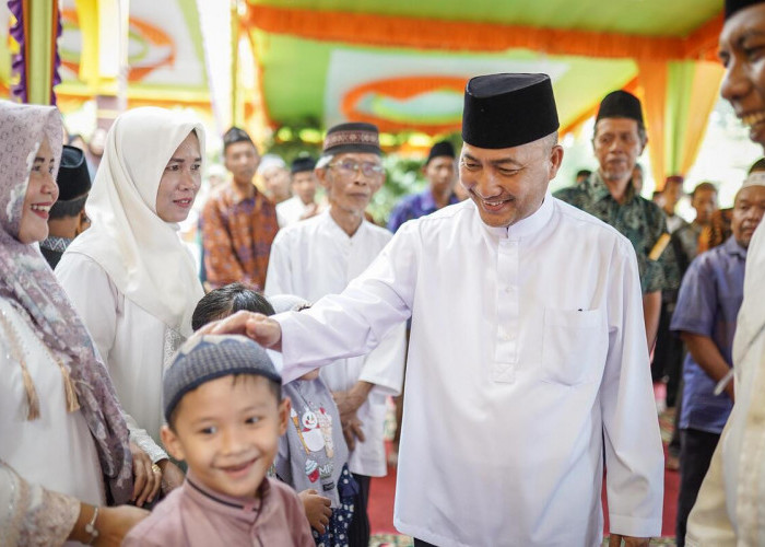 Safari Ramadan di Desa Tanjung Keputran, Pj Bupati Muba Janji Perbaiki Infrastruktur