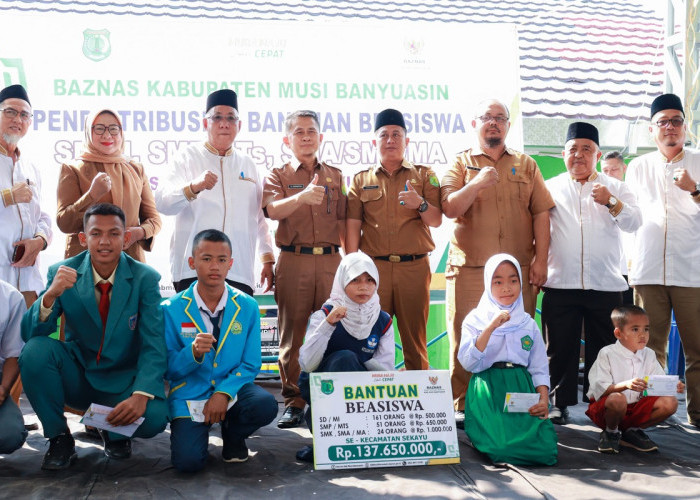 236 Siswa di Kecamatan Sekayu Terima Beasiswa dari Baznas