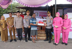 Kapolres Ogan Ilir Salurkan Bantuan Kemanusiaan  Korban Kebakaran Ibul Besar III