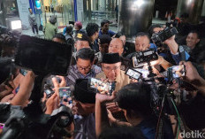 Diperiksa Penyidik KPK 8 Jam, Mantan Menag Irit Bicara