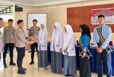 Siswa SMA Negeri 1 Indralaya Utara, Diberikan Penyuluhan Polres  Ogan Ilir, “Pelajar Berprestasi Patuh Hukum”
