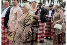 Bule Australia Nikahi Gadis Prabumulih, Mahar Belasan Miliar 