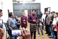 Usai Hadiri Rapat Paripurna HUT Ke-22 Ogan Ilir, Oknum Anggota DPRD Yansori ‘Dijemput”Kejaksaan