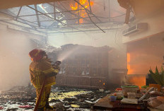 Hujan Deras Mengguyur Palembang, 2 Bedeng-1 Rumah Terbakar