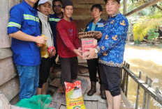 Desa Simpang Bayat  Banjir, Pemkab Muba Langsung Berikan Bantuan