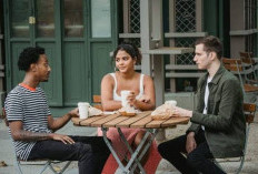 3 Zodiak Paling Tenang yang Cocok Jadi Penengah saat Konflik