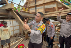 Polres Ogan Ilir Salurkan Bantuan untuk Korban Puting Beliung