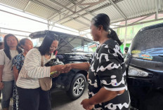 Semangat Kebersamaan, Jemaat GPIN Sekayu Berbagi Sembako 